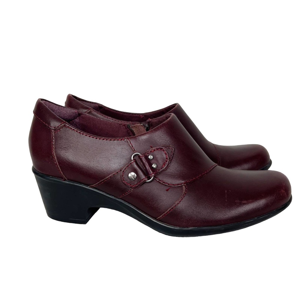 Clarks Women's Ankle Boots in Burgundy